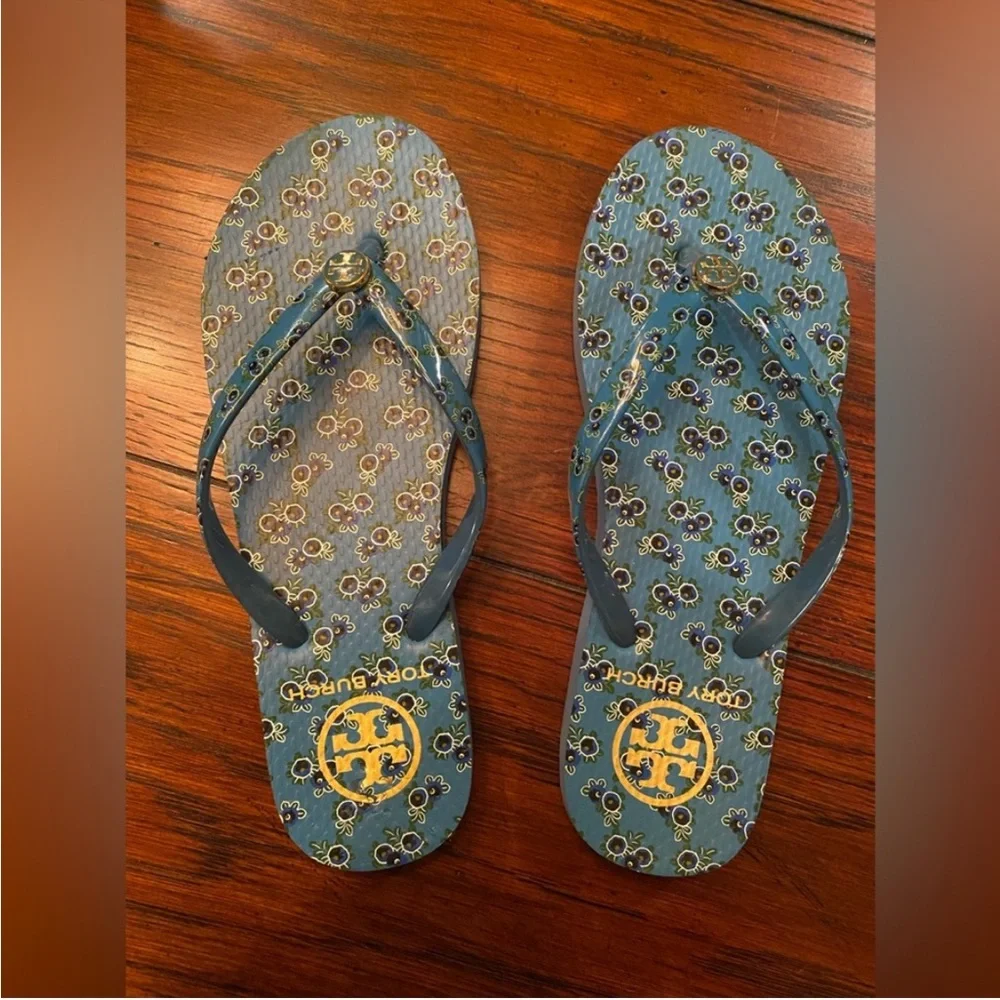 Tory Burch Avalon blue flip-flops